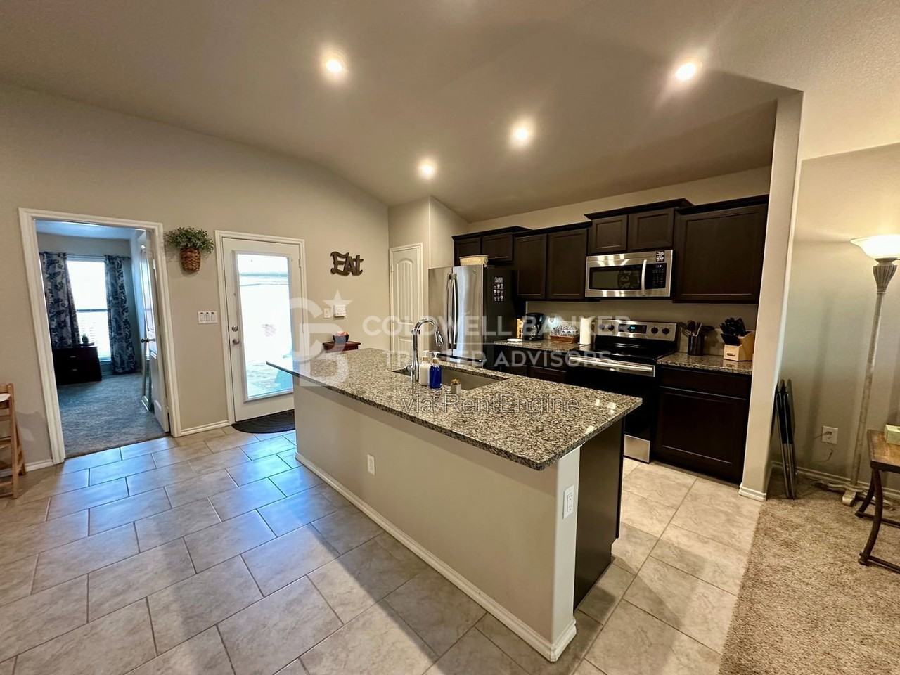 3704 Prentiss Ave - Photo 5 of 16
