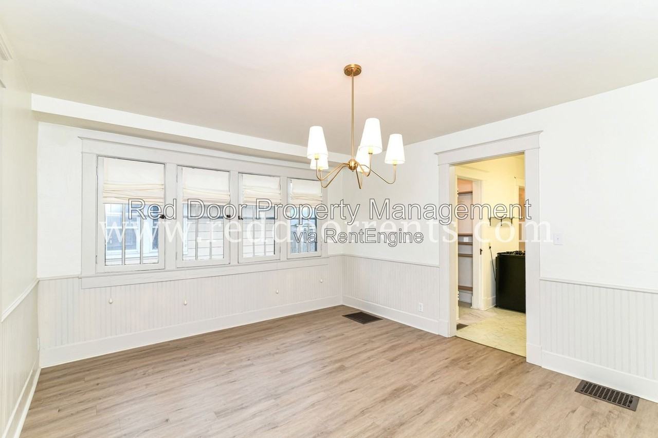 1028 N Kealing Ave - Photo 7 of 26