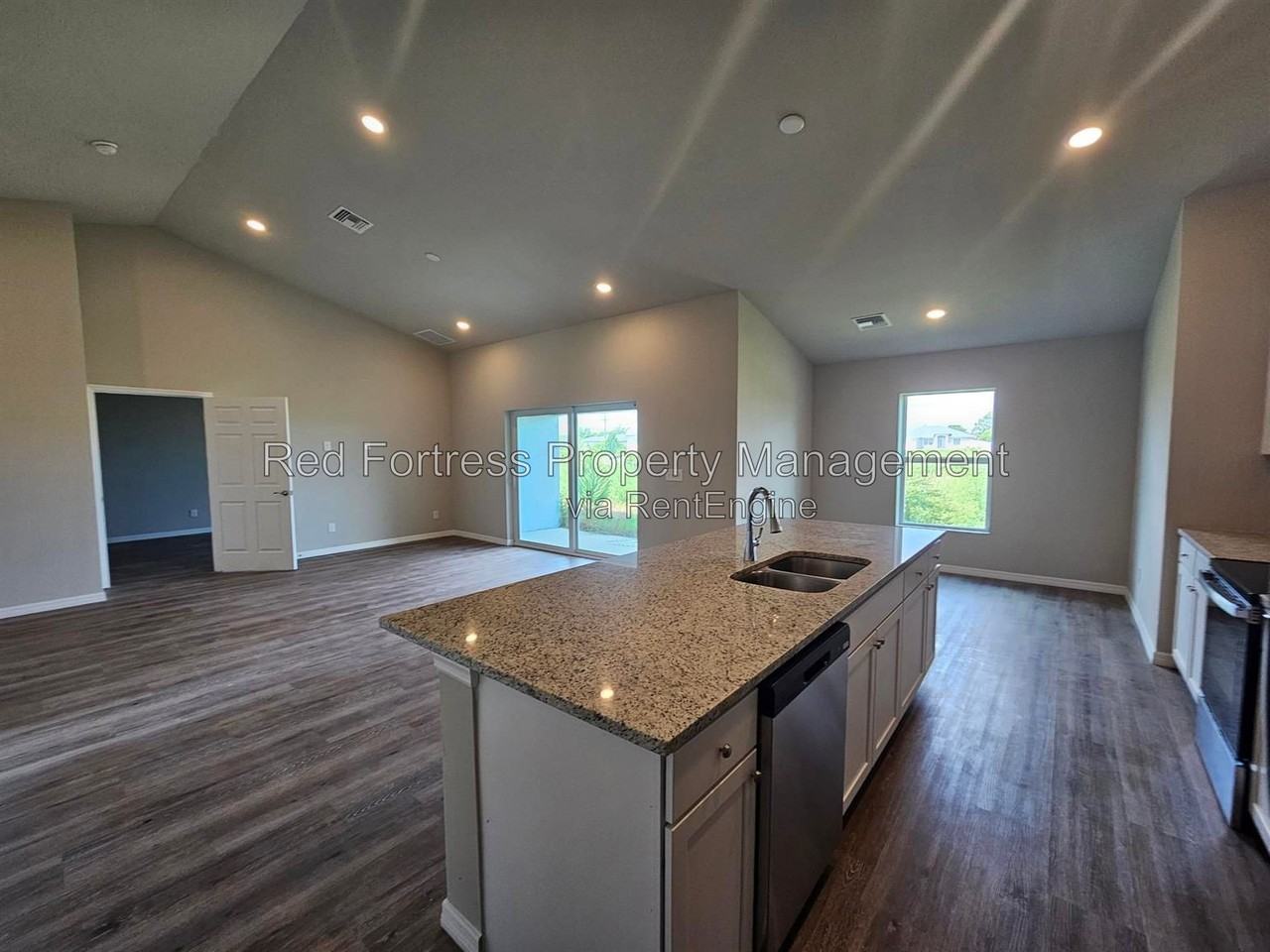 2300 Nw 9th Ave - Photo 2 of 13