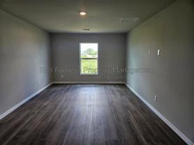 2300 Nw 9th Ave - Photo 1 of 1