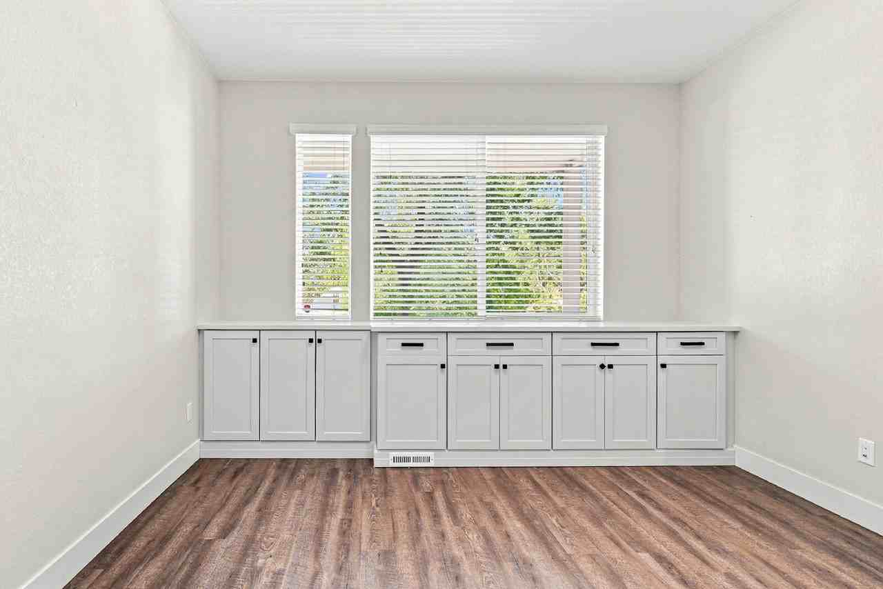 3078 S Lincoln St - Photo 6 of 48