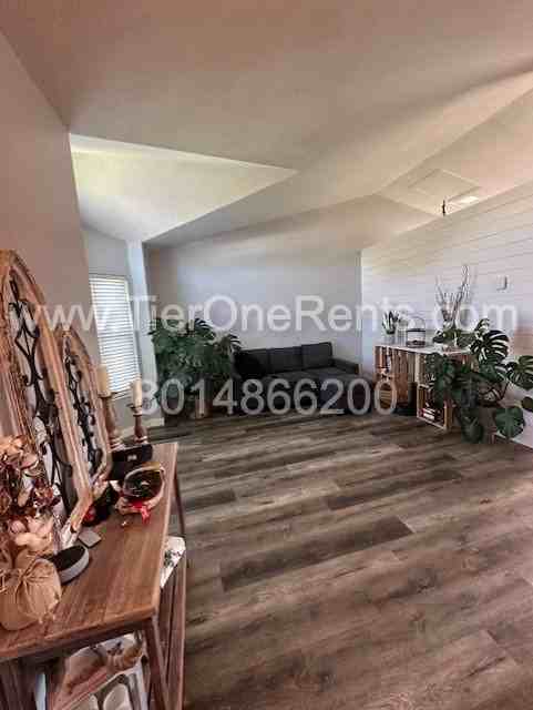 5886 S 3260 W - Photo 3 of 27
