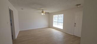 233 Vista Way - Photo 1 of 1