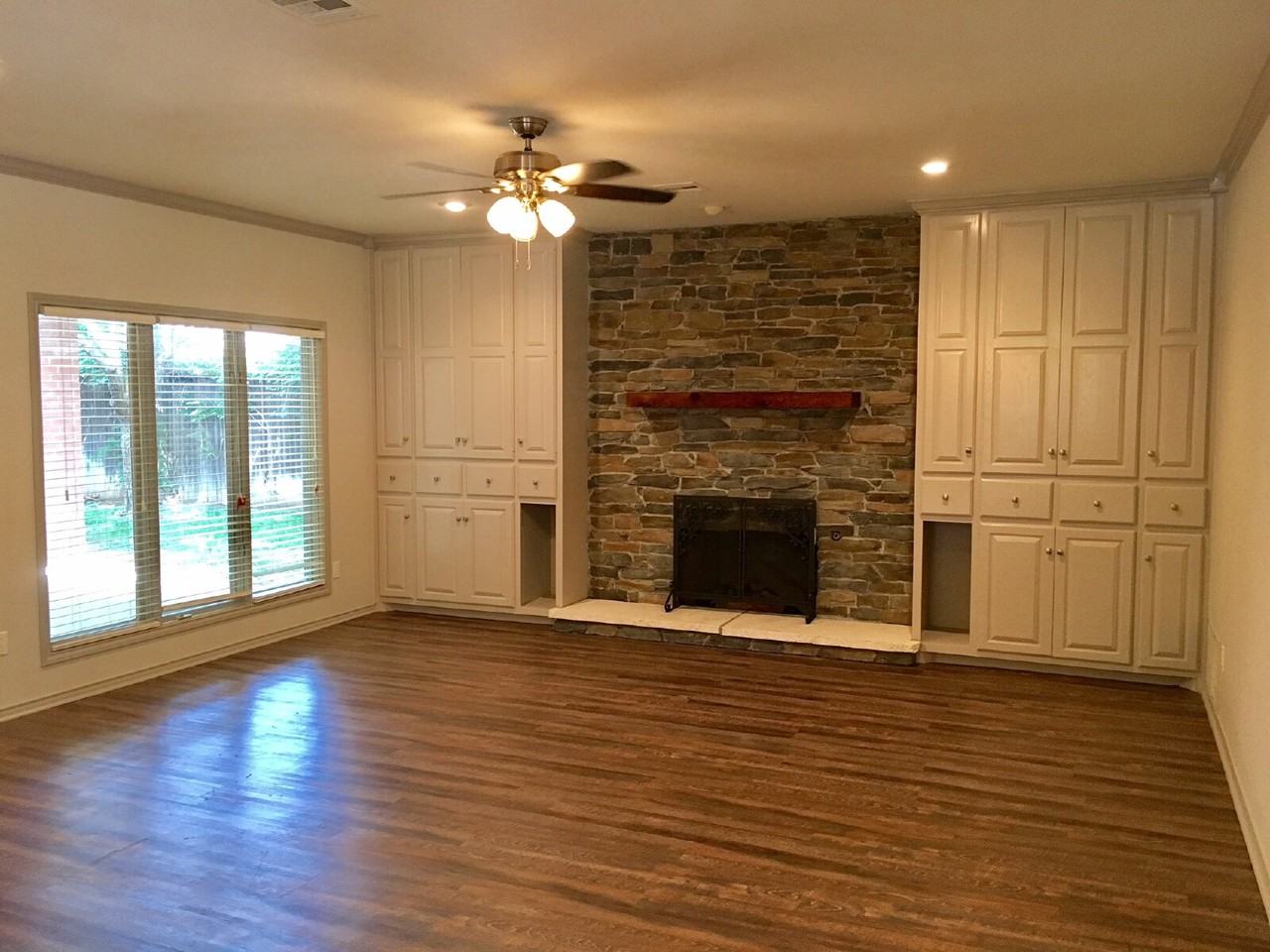 8306 Elkhart Ave - Photo 3 of 19
