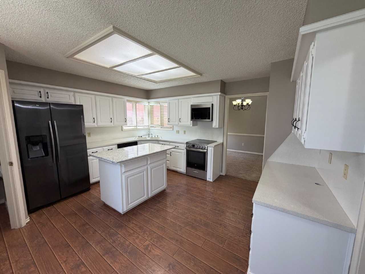 5106 1st Pl - Photo 4 of 13