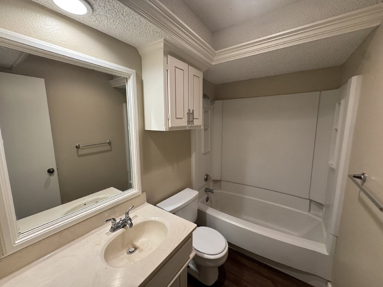6804 Frankford Ave - Photo 5 of 9