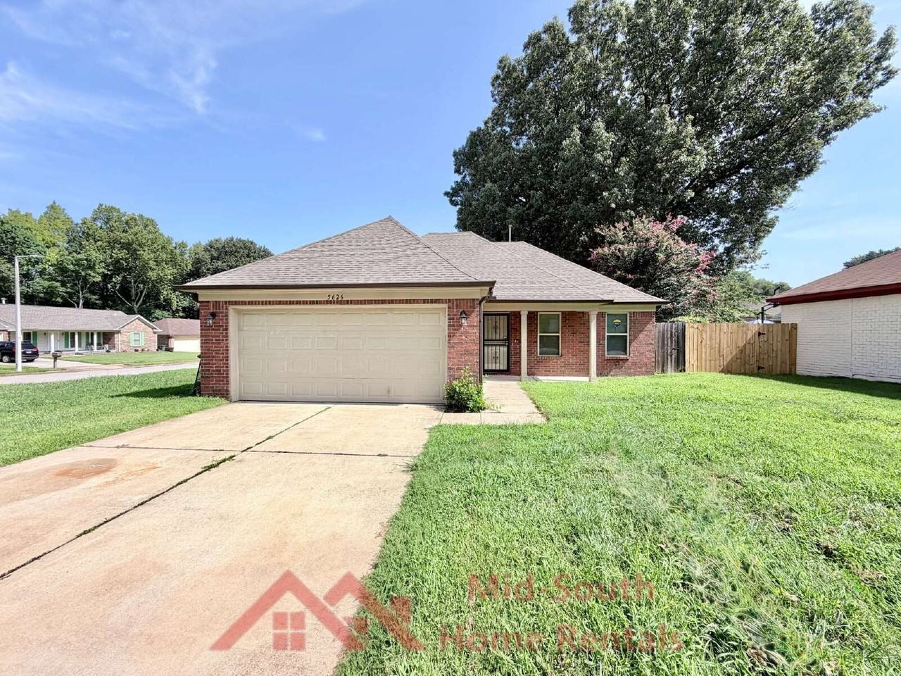 5626 Tulip Tree Dr - Photo 2 of 27