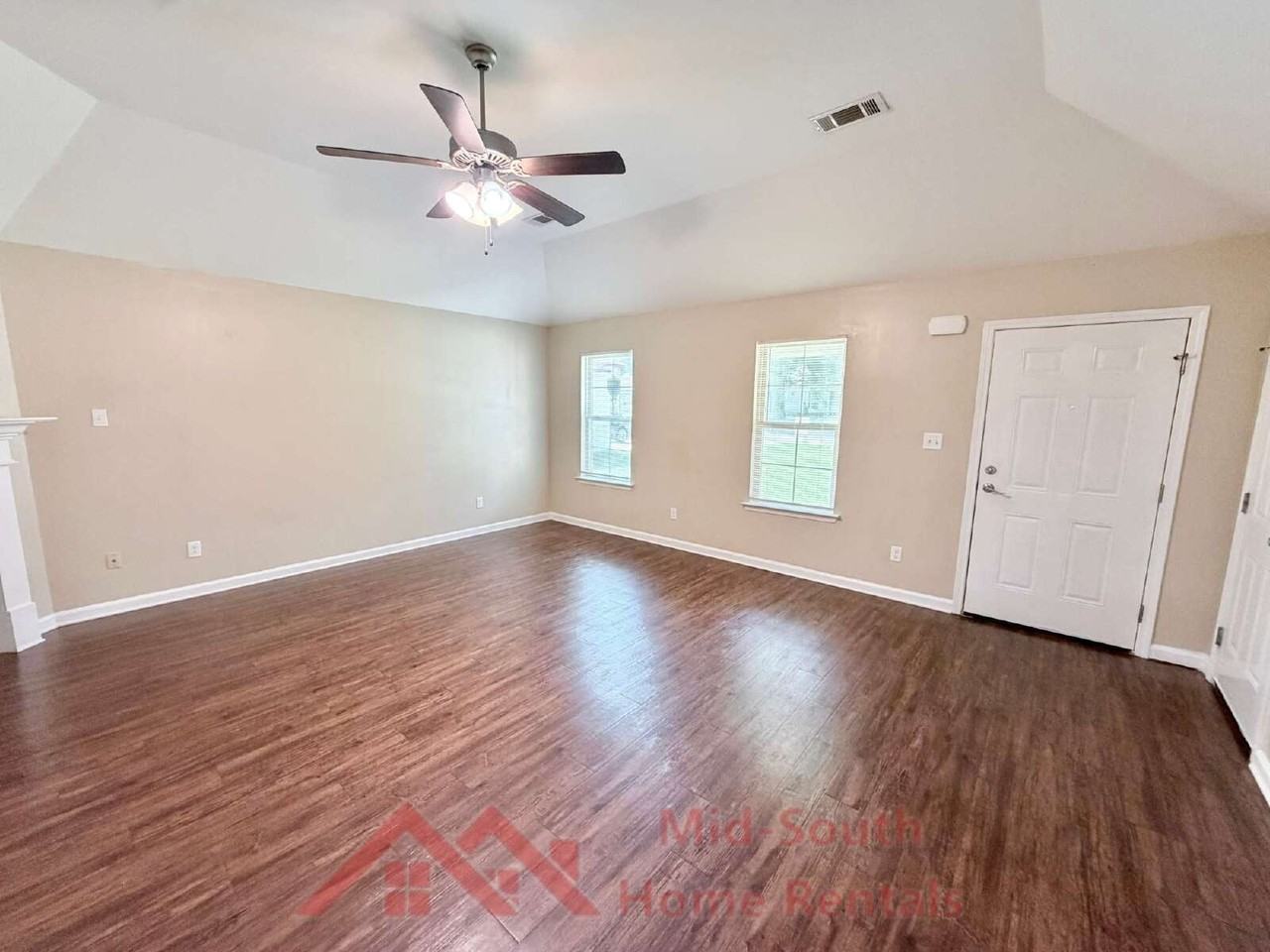 5626 Tulip Tree Dr - Photo 5 of 27