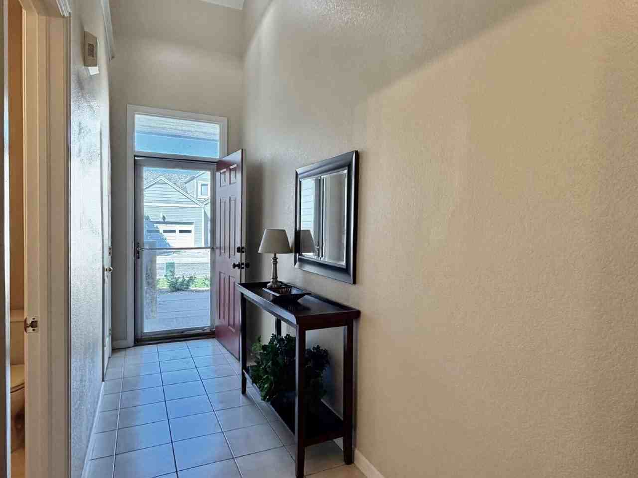 15555 E 40th Ave - Photo 5 of 37