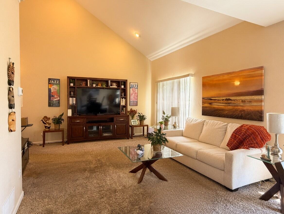 15555 E 40th Ave - Photo 6 of 37