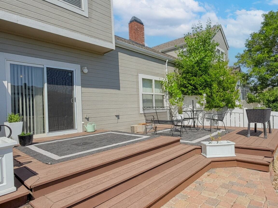 15555 E 40th Ave - Photo 5 of 38