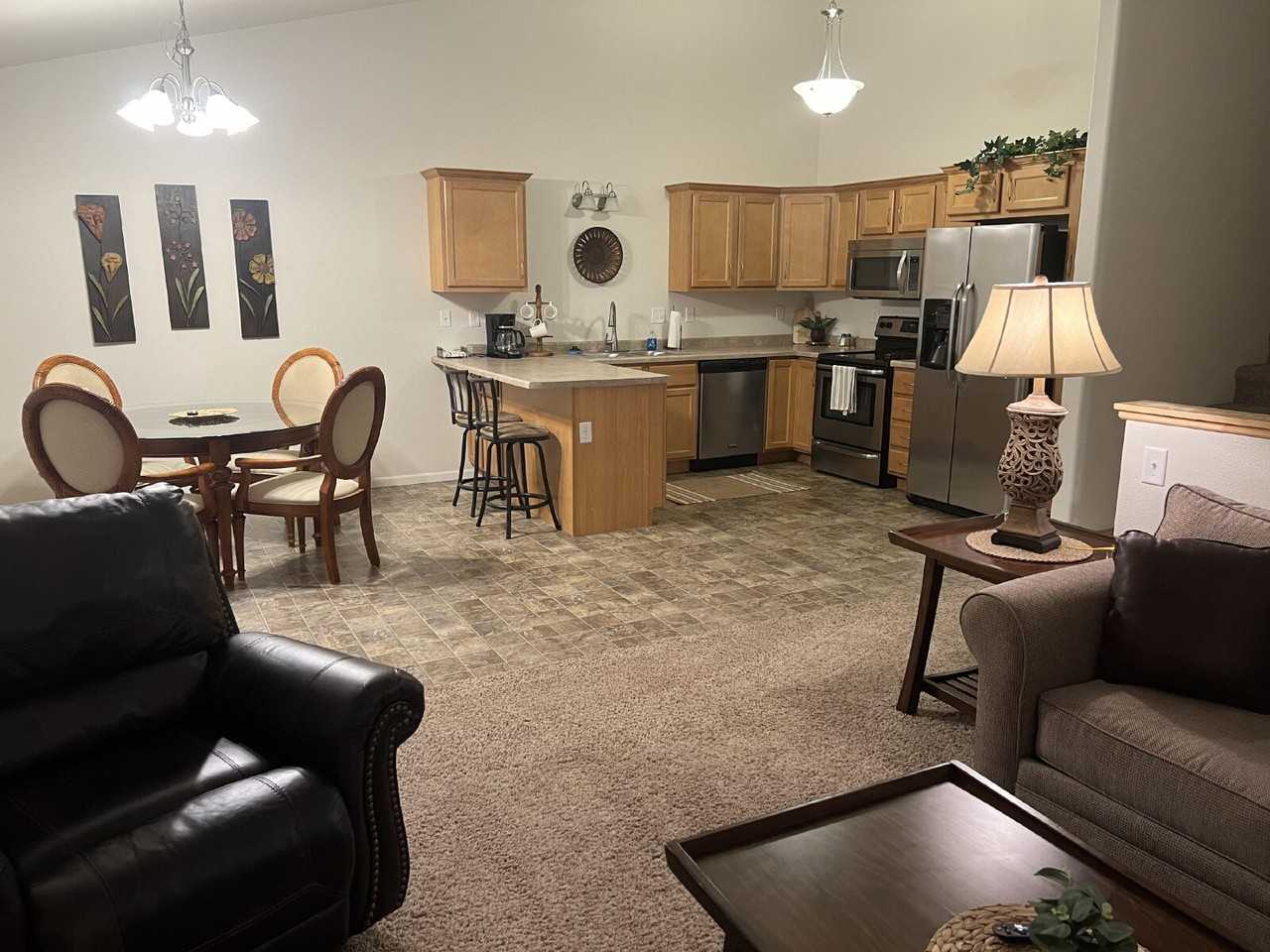 127 Mulberry Loop Ne - Photo 2 of 12