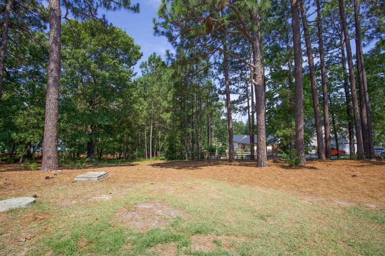 108 Fawnwood Dr - Photo 2 of 50