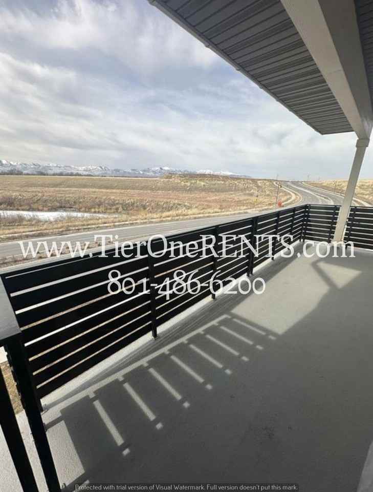 8358 S Sky Mirror Ln - Photo 3 of 18