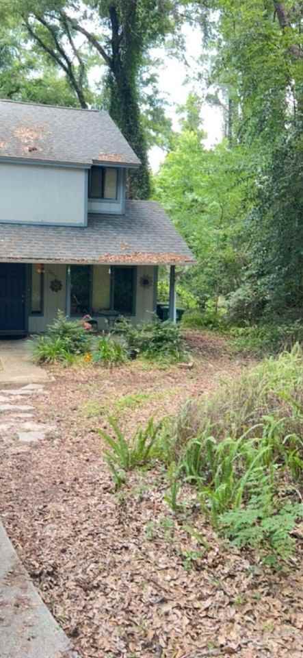 2094 Shangri La Ln - Photo 7 of 38