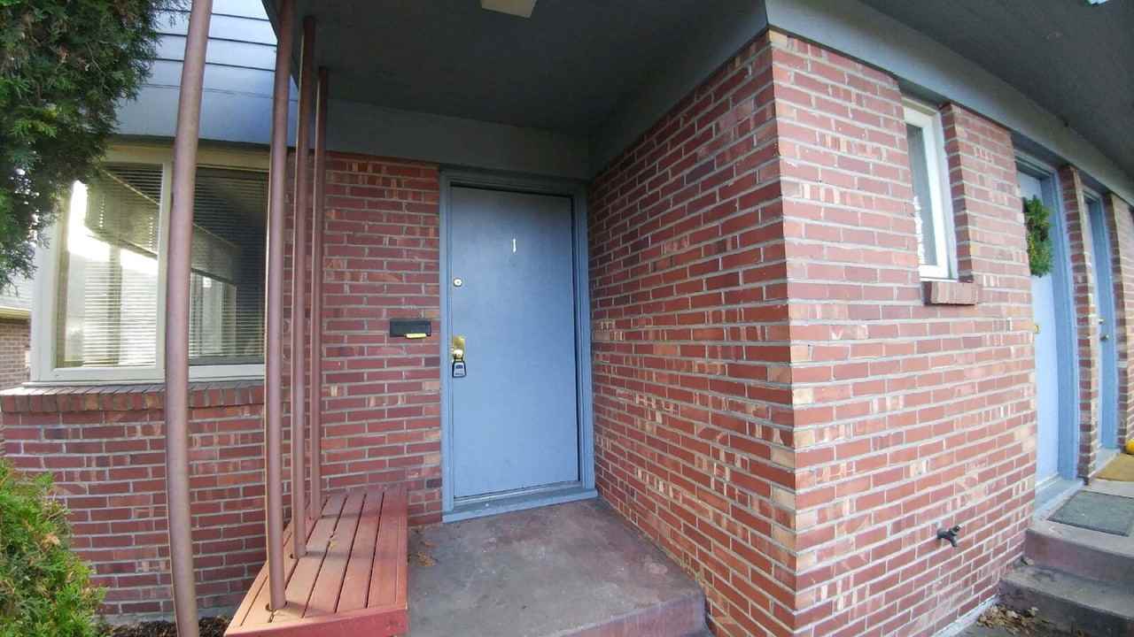 6537 Oswego Pl Ne Apt 1 - Photo 3 of 10