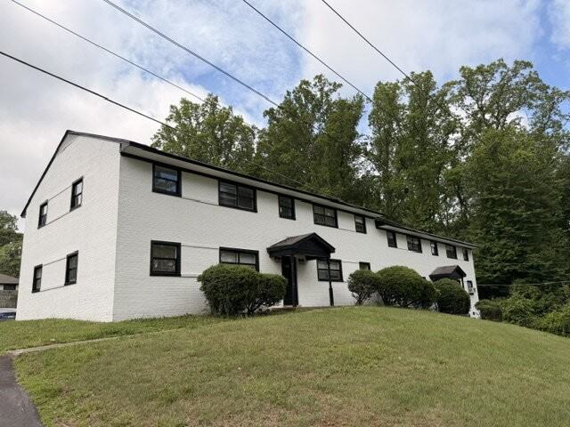 1130 Conley St Apt D - Photo 3 of 11
