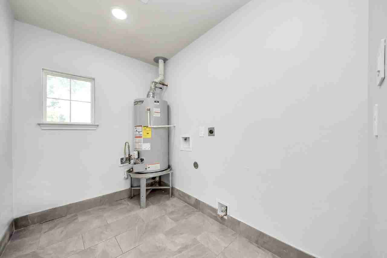 5003 Enyart St - Photo 6 of 44