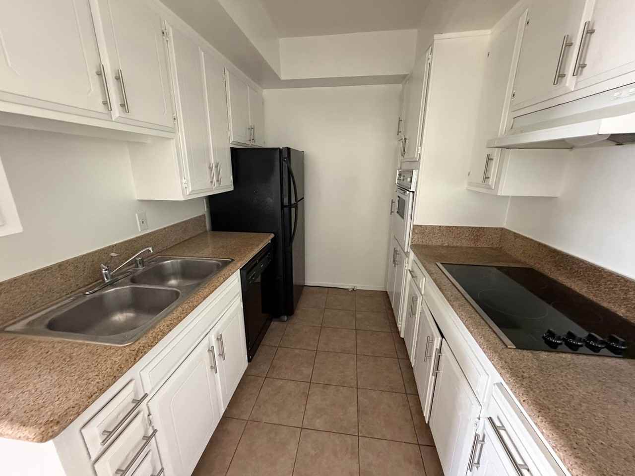 820 S.KINGSLEY DR. - Photo 5 of 22