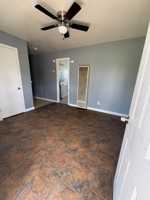 featured image of 920 S Bryan St