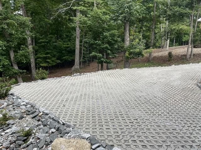 3767 Laurel Park Hwy #B - Photo 3 of 18