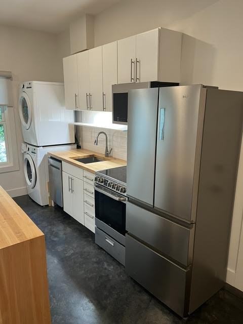 3767 Laurel Park Hwy #B - Photo 6 of 18