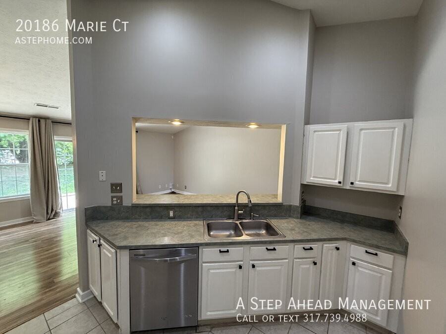 20186 Marie Ct - Photo 7 of 25