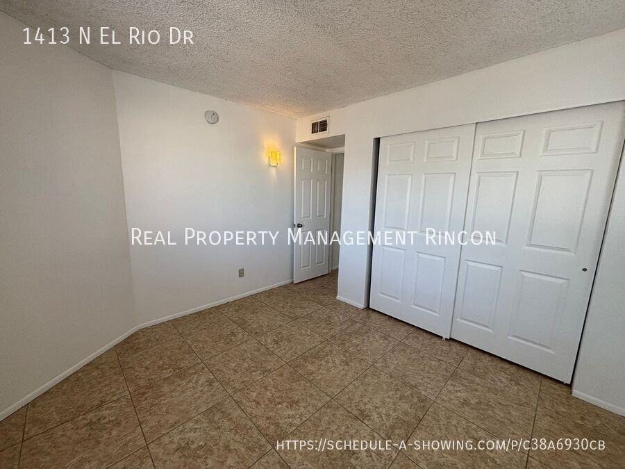 1413 N El Rio Dr - Photo 7 of 11