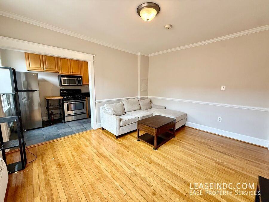 3024 Wisconsin Ave Nw #204 - Photo 4 of 18