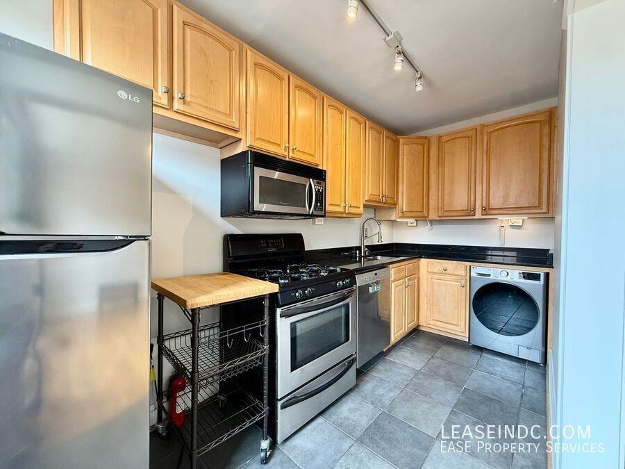 3024 Wisconsin Ave Nw #204 - Photo 6 of 18