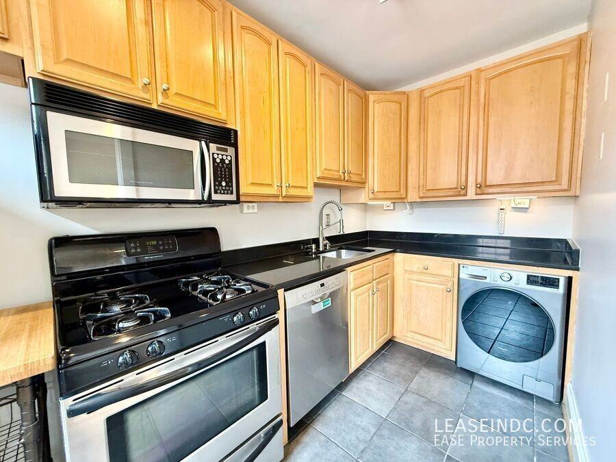 3024 Wisconsin Ave Nw #204 - Photo 7 of 18