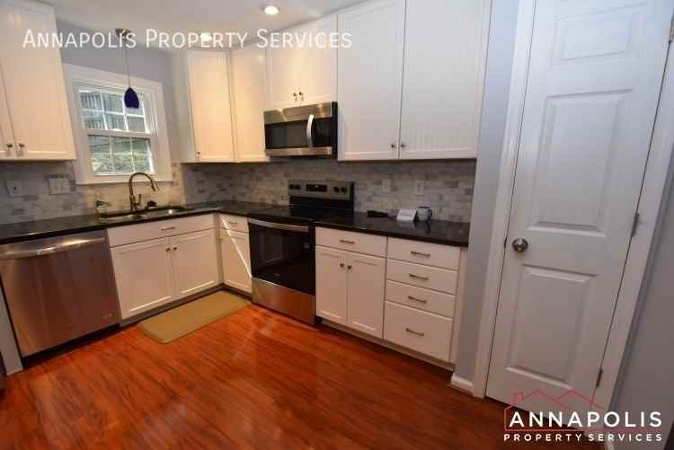 364 Ellenham Ct - Photo 5 of 34