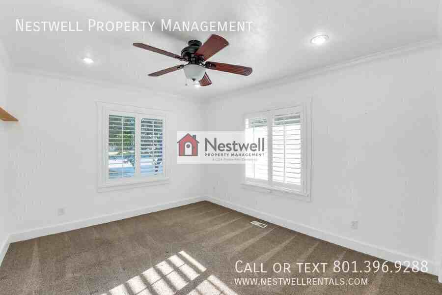 370 E 400 S - Photo 6 of 19