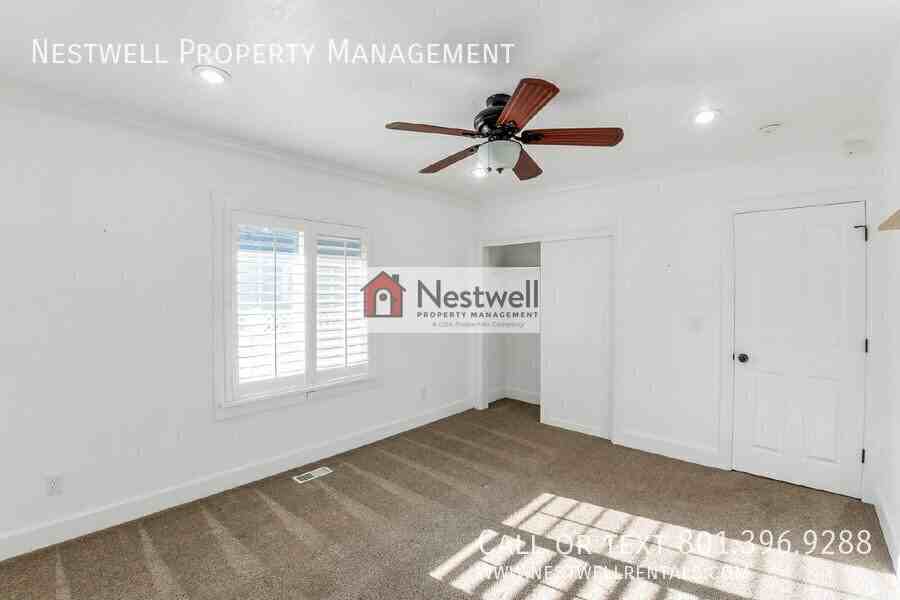 370 E 400 S - Photo 7 of 19