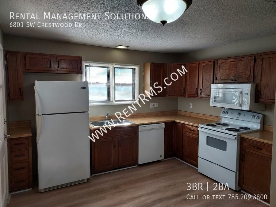6801 Sw Crestwood Dr - Photo 6 of 27