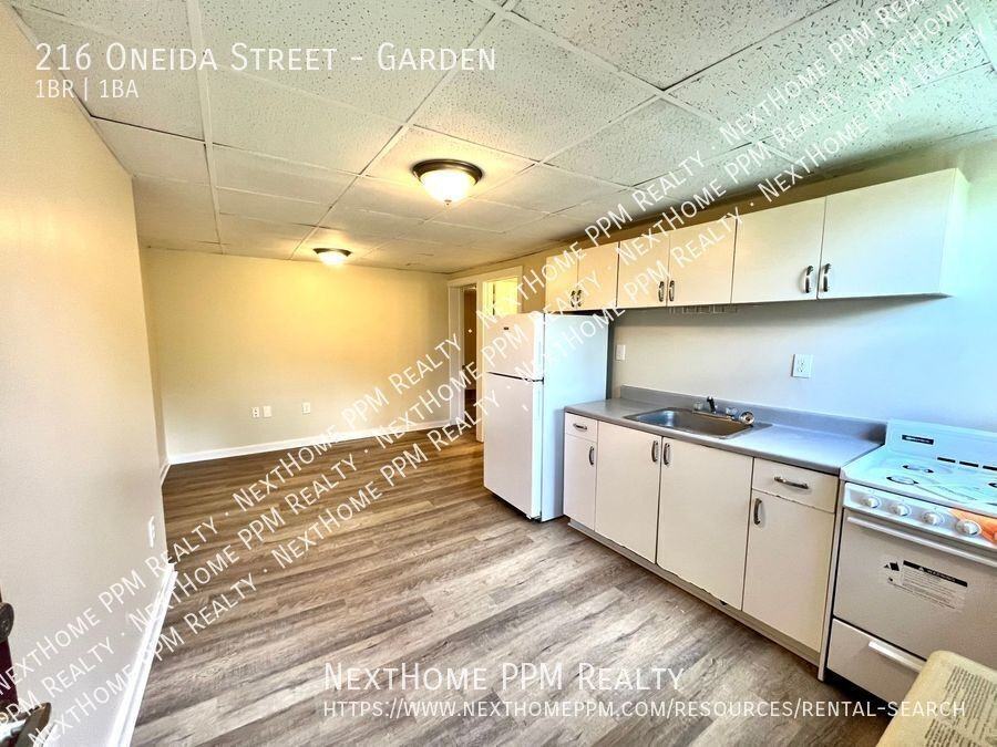 216 Oneida St