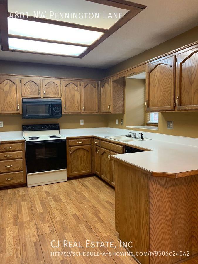 4801 Nw Pennington Ln - Photo 5 of 11