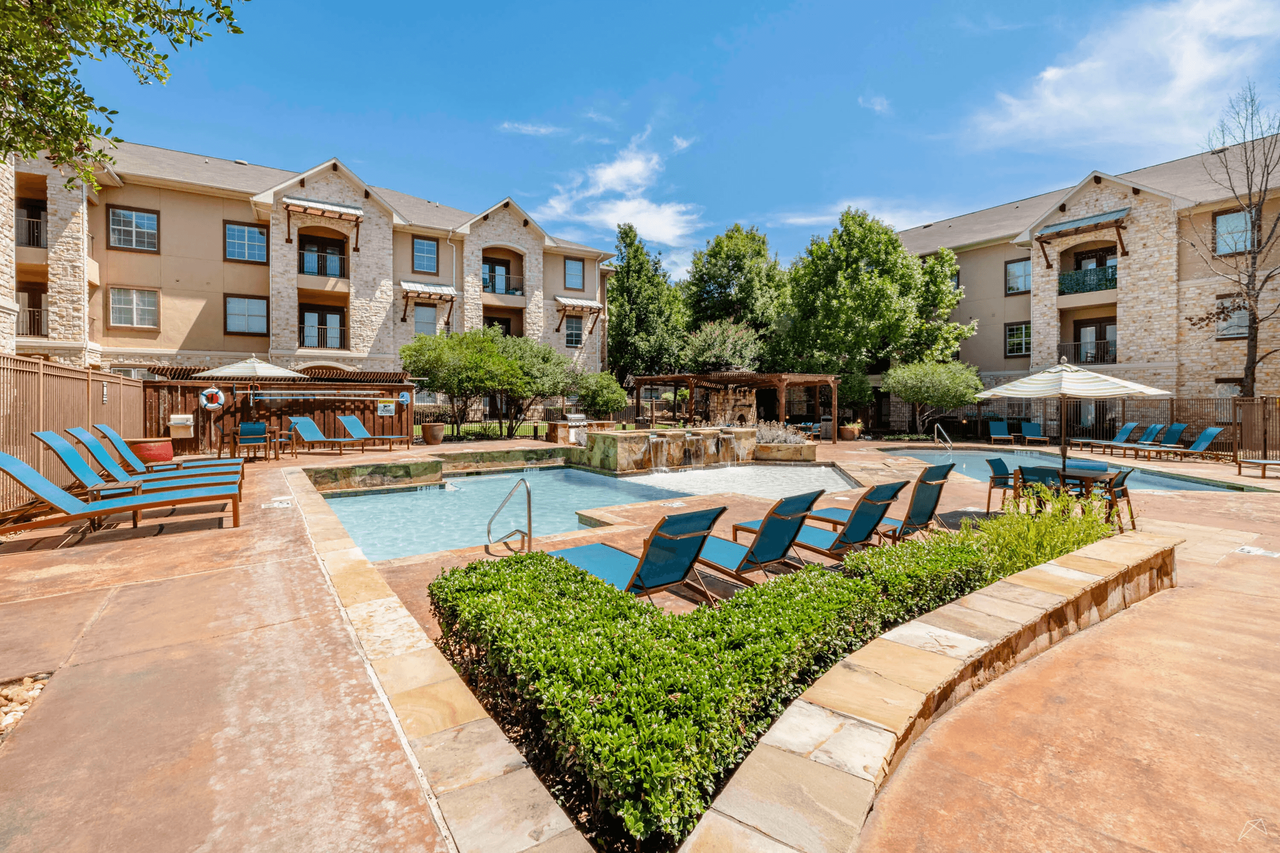 Arioso Apartments and Townhomes - Photo 5 of 51
