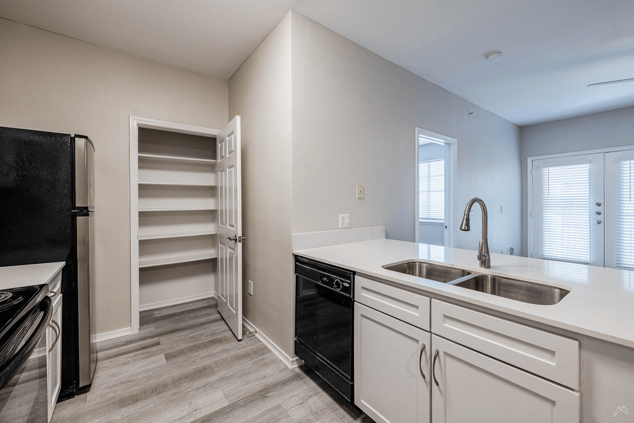 Arioso Apartments and Townhomes - Photo 6 of 55