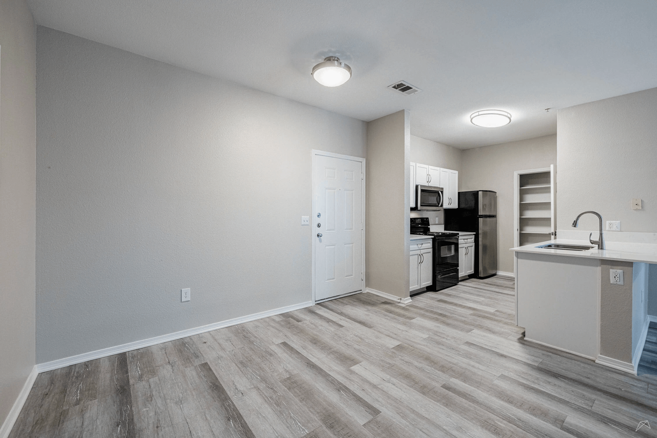 Arioso Apartments and Townhomes - Photo 4 of 55
