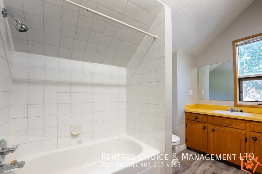 506B 4-506b 6 Ave Se - Photo 4 of 9