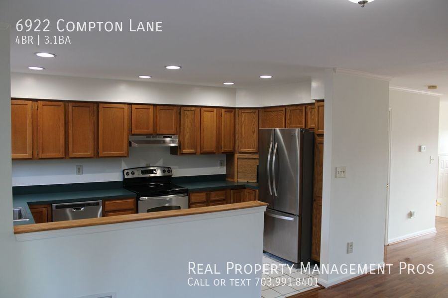 6922 Compton Ln - Photo 6 of 22