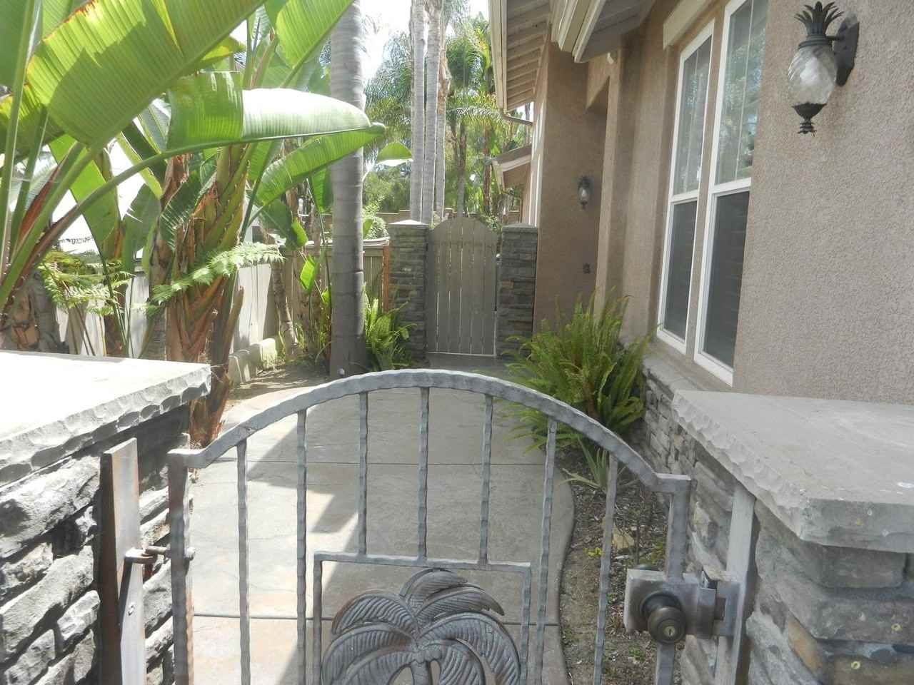 3211 Rancho Quartillo - Photo 4 of 48