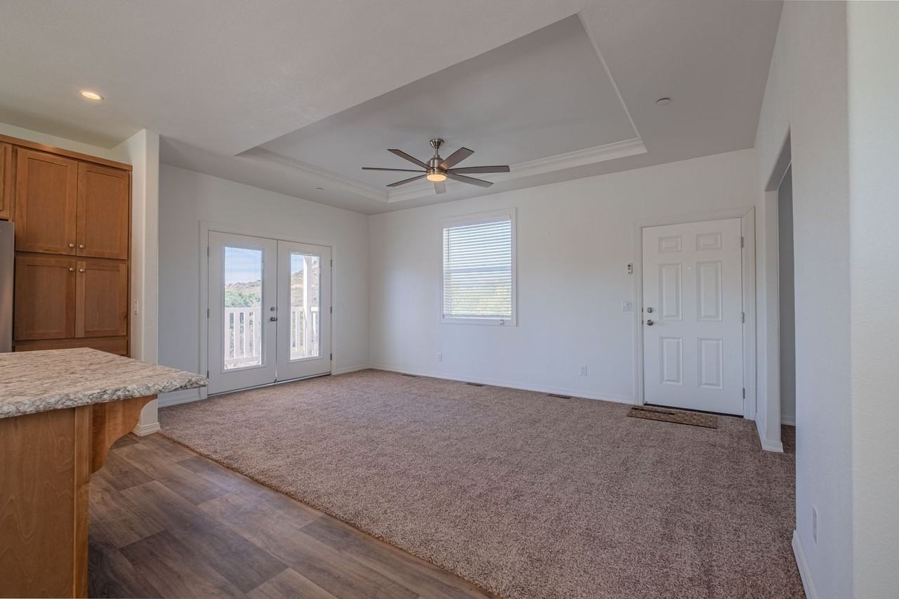 1132 Old Mountain View Rd - Photo 7 of 32
