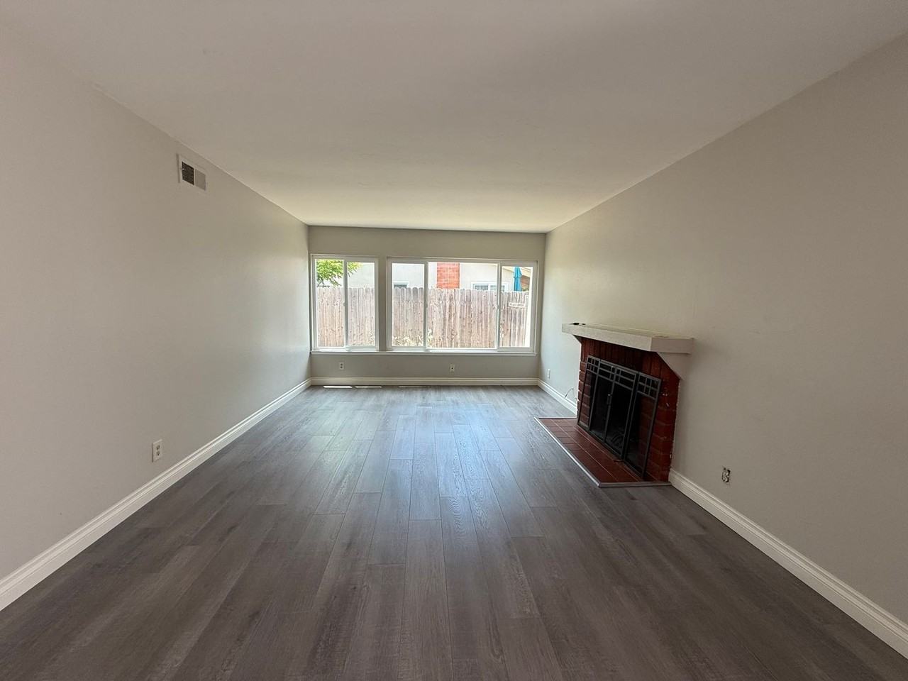 8631 Menkar Rd - Photo 5 of 26