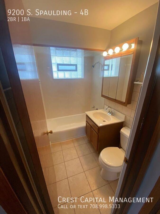 9216 S Spaulding Ave #1B - Photo 7 of 8