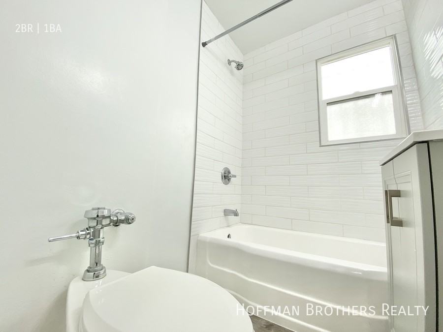 1516 Laurel Canyon Blvd #4 - Photo 7 of 8