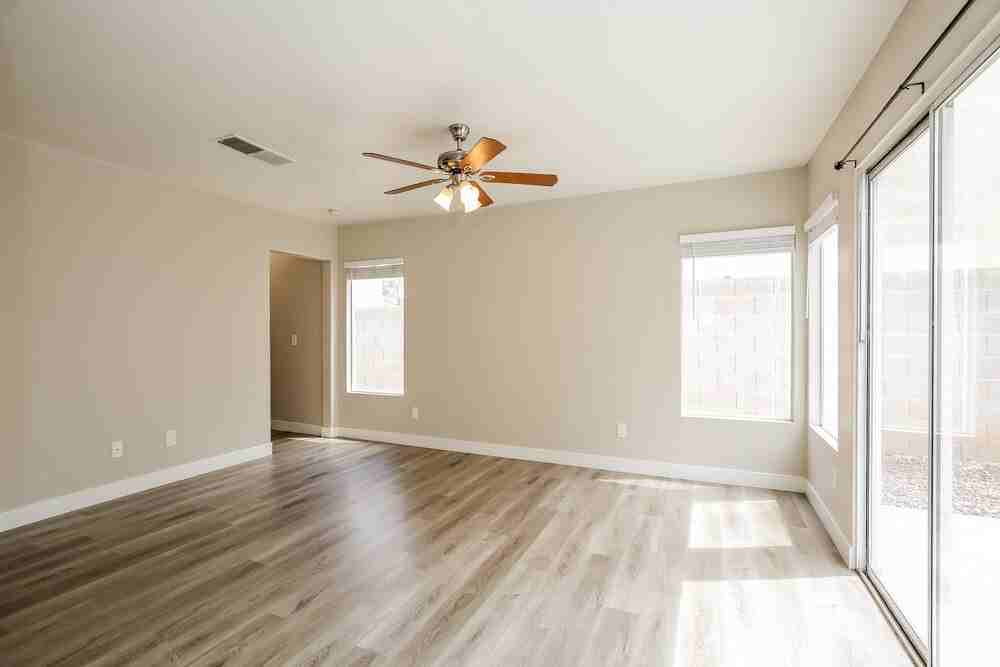 3201 Cheltenham St - Photo 7 of 17