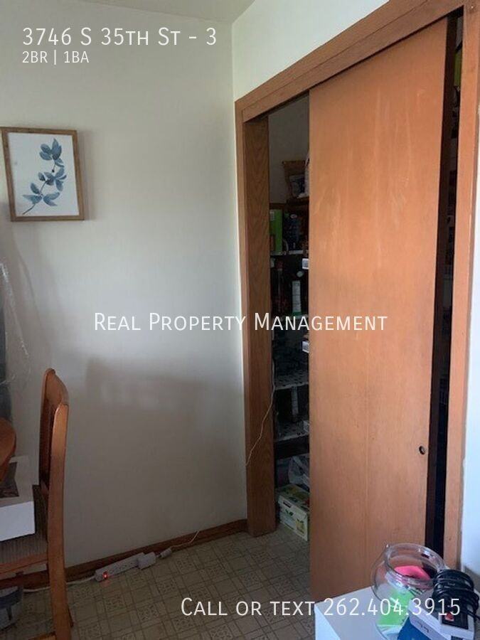 3746 S 35th St #3 - Photo 4 of 14
