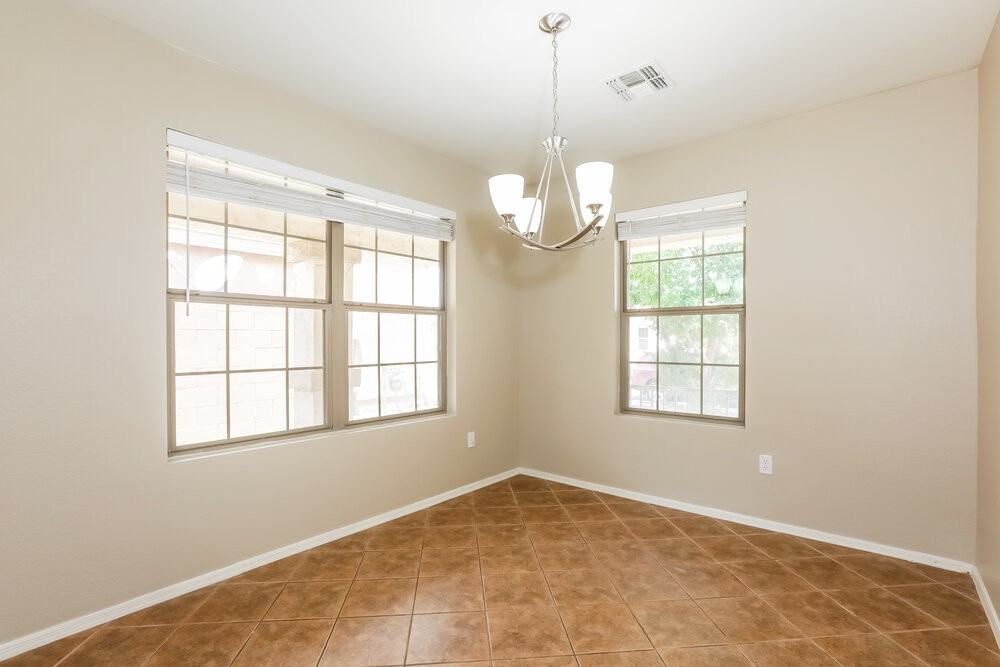 3129 W Dancer Ln - Photo 6 of 16